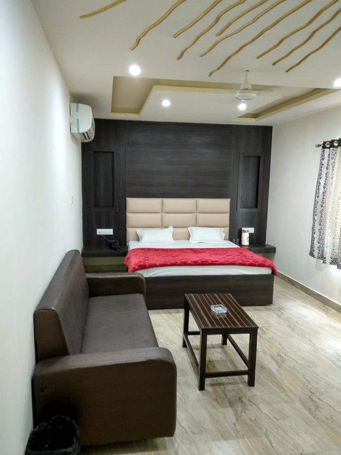 Oyo 60976 Hotel Shree Ji Morena Exterior foto